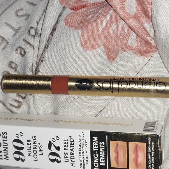 Grande lips hydrating lip plumper gloss in pumpkin spice - Picture 2 of 3